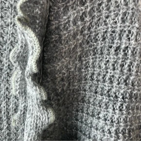ANTHROPOLOGIE MOTH  Rocia Open Cape Shawl Knit Ruffle Cardigan XS Gray - Picture 4 of 8